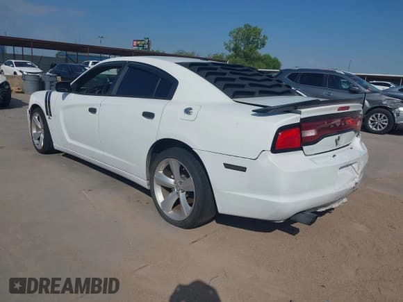 ✅ 2014 Dodge Charger SXT Plus • VIN: 2C3CDXHG8EH287560 • Lot: 43116564. Listed on IAAI with 194,629 mi. Free auction sales archive from the USA and detailed vehicle history report at DreamBid. Image 3.