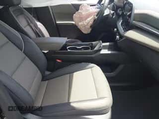 2025 Chevrolet Equinox FWD LT с VIN 3GNAXHEG2SL215476, выставлен на аукционе IAAI как лот 42548045 с пробегом 13 975 миль миль и . История ставок и продаж доступна на DreamBid. Изображение 5.