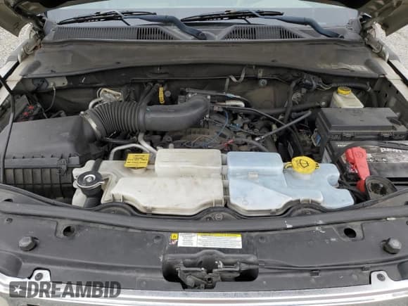 ✅ 2008 Jeep Liberty Limited • VIN: 1J8GP58K78W147401 • Lot: 49616575. Listed on Copart with 155,733 mi. Free auction sales archive from the USA and detailed vehicle history report at DreamBid. Image 13.