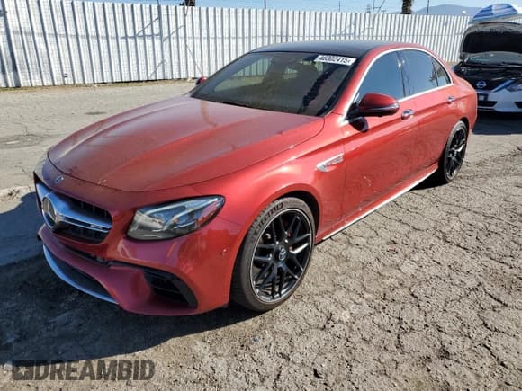 ✅ 2020 Mercedes-Benz E 63 S AMG • VIN: WDDZF8KB0LA700897 • Lot: 46302415. Wystawiony na Copart z przebiegiem 112 929 mil. Bezpłatny archiwum sprzedaży aukcyjnych z USA i szczegółowy raport historii pojazdu na DreamBid. Zdjęcie 1.