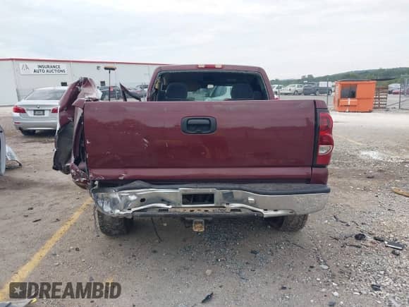 2002 Chevrolet Silverado 1500 with VIN 1GCEC14V62Z128248, listed as a IAAI auction lot 43125043 with 200,798 mi miles and . Bid and sale history available at DreamBid. Image 17.