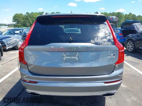 ✅ 2016 Volvo XC90 T5 Momentum • VIN: YV4102XKXG1072106 • Lot: 43086319. Wystawiony na IAAI z przebiegiem 113 653 mil. Bezpłatny archiwum sprzedaży aukcyjnych z USA i szczegółowy raport historii pojazdu na DreamBid. Zdjęcie 16.