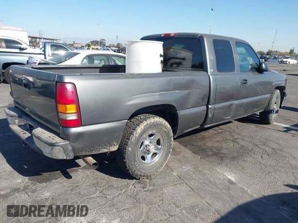 ✅ 2001 Chevrolet Silverado 1500 LS • VIN: 1GCEC19V41Z165192 • Lot: 41060816. Listed on IAAI with 265,933 mi. Free auction sales archive from the USA and detailed vehicle history report at DreamBid. Image 4.