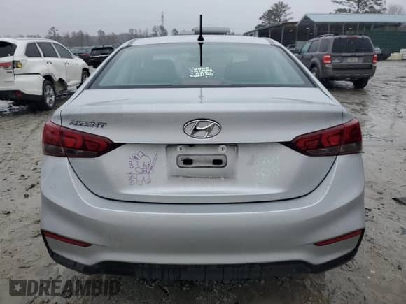 2021 Hyundai Accent SE z VIN 3KPC24A69ME132432, wystawiony jako Copart lot #81944943 z przebiegiem 23 324 mil mil oraz . Historia ofert i sprzedaży dostępna na DreamBid. Obrazek 6.