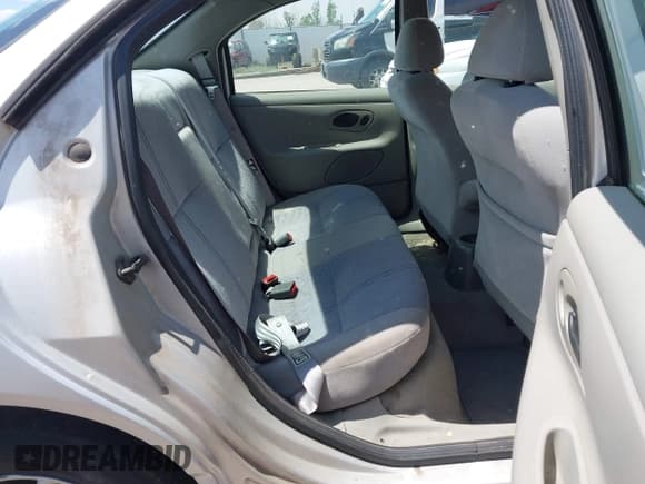 ✅ 2000 Ford Contour SE Fleet • VIN: 1FAFP66L8YK131192 • Lot: 42934038. Wystawiony na IAAI z przebiegiem 85 246 mil. Bezpłatny archiwum sprzedaży aukcyjnych z USA i szczegółowy raport historii pojazdu na DreamBid. Zdjęcie 8.