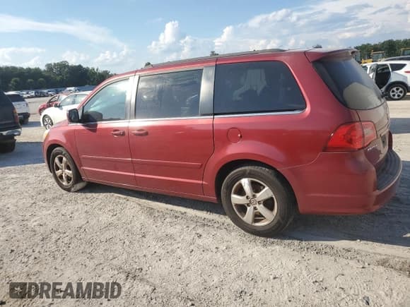 ✅ 2011 Volkswagen Routan SE • VIN: 2V4RW3DG8BR691470 • Lot: 71763934. Wystawiony na Copart z przebiegiem 175 852 mil. Bezpłatny archiwum sprzedaży aukcyjnych z USA i szczegółowy raport historii pojazdu na DreamBid. Zdjęcie 2.