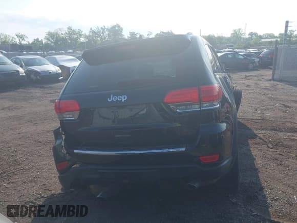 ✅ 2017 Jeep Grand Cherokee Limited 75th Anniversary • VIN: 1C4RJFBT9HC735892 • Lot: 42060739. Listed on IAAI with 93,852 mi. Free auction sales archive from the USA and detailed vehicle history report at DreamBid. Image 16.