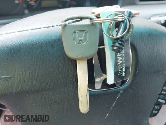 ✅ 2004 Honda Odyssey LX • VIN: 5FNRL18594B037821 • Lot: 42947494. Wystawiony na IAAI z przebiegiem 111 083 mil. Bezpłatny archiwum sprzedaży aukcyjnych z USA i szczegółowy raport historii pojazdu na DreamBid. Zdjęcie 11.