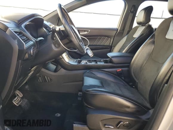 ✅ 2019 Ford Edge ST • VIN: 2FMPK4APXKBB91290 • Lot: 86829495. Wystawiony na Copart z przebiegiem 111 671 mil. Bezpłatny archiwum sprzedaży aukcyjnych z USA i szczegółowy raport historii pojazdu na DreamBid. Zdjęcie 7.