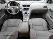 ✅ 2010 Chevrolet Malibu 1FL • VIN: 1G1ZA5E06A4140745 • Lot: 79709484. Wystawiony na Copart z przebiegiem 150 654 mil. Bezpłatny archiwum sprzedaży aukcyjnych z USA i szczegółowy raport historii pojazdu na DreamBid. Zdjęcie 8.