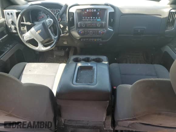 ✅ 2018 Chevrolet Silverado 1500 LT • VIN: 1GCUKREC7JF124610 • Лот: 65328055. Опубликован ранее на Copart с пробегом 216 175 миль. Бесплатный доступ к архиву аукционных продаж из США и подробный отчёт об истории автомобиля на DreamBid. Изображение 8.