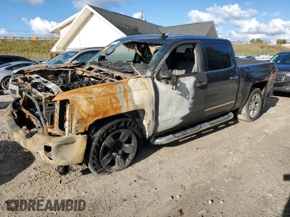 ✅ 2018 Chevrolet Silverado 1500 LTZ • VIN: 3GCUKSEC8JG128185 • Лот: 85310025. Опубликован ранее на Copart с пробегом Не указан. Бесплатный доступ к архиву аукционных продаж из США и подробный отчёт об истории автомобиля на DreamBid. Изображение 1.