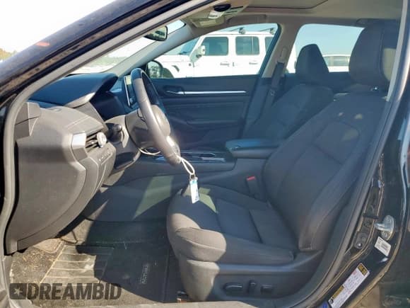 ✅ 2020 Nissan Altima SV • VIN: 1N4BL4DV6LC261641 • Lot: 85767045. Listed on Copart with 100,919 mi. Free auction sales archive from the USA and detailed vehicle history report at DreamBid. Image 7.