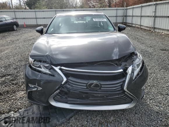 ✅ 2018 Lexus ES 350 • VIN: 58ABK1GG1JU105897 • Лот: 91559345. Опубликован ранее на Copart с пробегом 84 645 миль. Бесплатный доступ к архиву аукционных продаж из США и подробный отчёт об истории автомобиля на DreamBid. Изображение 5.