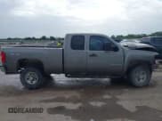 ✅ 2009 Chevrolet Silverado 2500HD LT • VIN: 1GCHK59K99E147190 • Lot: 42651797. Wystawiony na IAAI z przebiegiem 284 045 mil. Bezpłatny archiwum sprzedaży aukcyjnych z USA i szczegółowy raport historii pojazdu na DreamBid. Zdjęcie 11.
