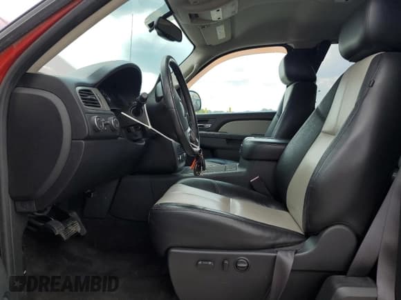 ✅ 2013 GMC Sierra 1500 SLT • VIN: 1GTR2WE74DZ226635 • Lot: 67955565. Listed on Copart with 82,405 mi. Free auction sales archive from the USA and detailed vehicle history report at DreamBid. Image 7.