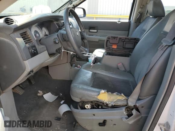 ✅ 2007 Dodge Durango Limited • VIN: 1D8HB58P97F551466 • Лот: 63528505. Опубликован ранее на Copart с пробегом 257 036 миль. Бесплатный доступ к архиву аукционных продаж из США и подробный отчёт об истории автомобиля на DreamBid. Изображение 7.