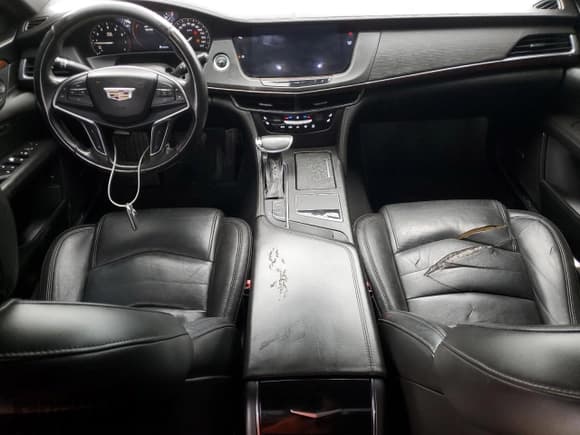 ✅ 2018 Cadillac CT6 AWD • VIN: 1G6KB5RS2JU126216 • Lot: 54443175. Listed on Copart with 118,595 mi. Free auction sales archive from the USA and detailed vehicle history report at DreamBid. Image 8.