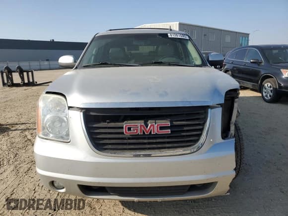 ✅ 2012 GMC Yukon XL SLT • VIN: 1GKS2KE74CR240452 • Lot: 81281595. Listed on Copart with 187,480 mi. Free auction sales archive from the USA and detailed vehicle history report at DreamBid. Image 5.