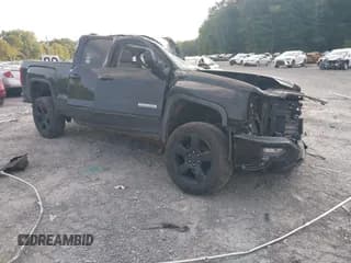 ✅ 2018 GMC Sierra 1500 • VIN: 1GTV2LEC2JZ296186 • Лот: 43256816. Опубликован ранее на IAAI с пробегом 137 627 миль. Бесплатный доступ к архиву аукционных продаж из США и подробный отчёт об истории автомобиля на DreamBid. Изображение 1.