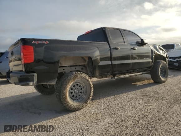 ✅ 2017 Chevrolet Silverado 1500 Custom • VIN: 1GCVKPEC1HZ183685 • Лот: 71828064. Опубликован ранее на Copart с пробегом 96 718 миль. Бесплатный доступ к архиву аукционных продаж из США и подробный отчёт об истории автомобиля на DreamBid. Изображение 3.