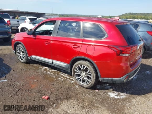 ✅ 2018 Mitsubishi Outlander ES • VIN: JA4AD2A34JZ006176 • Лот: 43397681. Опубликован ранее на IAAI с пробегом 111 511 миль. Бесплатный доступ к архиву аукционных продаж из США и подробный отчёт об истории автомобиля на DreamBid. Изображение 3.