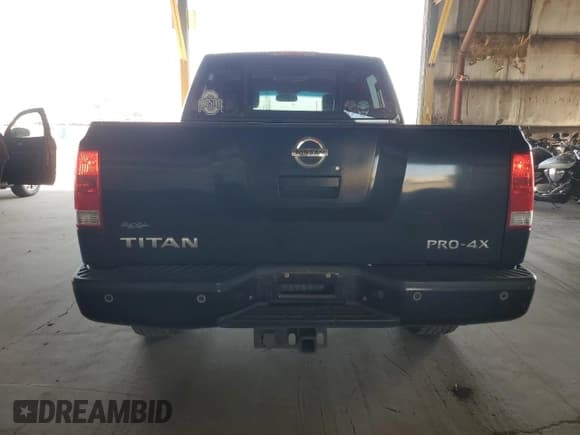 ✅ 2012 Nissan Titan Pro-4X • VIN: 1N6AA0ECXCN323965 • Лот: 92308695. Опубликован ранее на Copart с пробегом 130 702 миль. Бесплатный доступ к архиву аукционных продаж из США и подробный отчёт об истории автомобиля на DreamBid. Изображение 6.