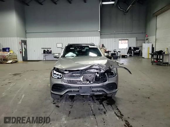 ✅ 2020 Mercedes-Benz GLC 300 • VIN: WDC0G8EB0LF755293 • Lot: 93411375. Wystawiony na Copart z przebiegiem 57 094 mil. Bezpłatny archiwum sprzedaży aukcyjnych z USA i szczegółowy raport historii pojazdu na DreamBid. Zdjęcie 15.