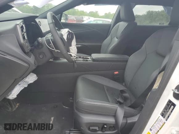 ✅ 2024 Lexus RX 350 • VIN: 2T2BAMCA7RC087234 • Lot: 57991005. Listed on Copart with 5,669 mi. Free auction sales archive from the USA and detailed vehicle history report at DreamBid. Image 7.