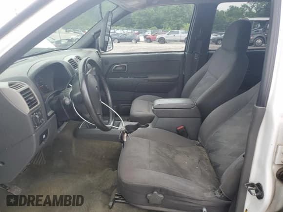 ✅ 2005 Chevrolet Colorado 1SF LS Z71 • VIN: 1GCDT136358178573 • Лот: 56222735. Опубликован ранее на Copart с пробегом 181 437 миль. Бесплатный доступ к архиву аукционных продаж из США и подробный отчёт об истории автомобиля на DreamBid. Изображение 7.