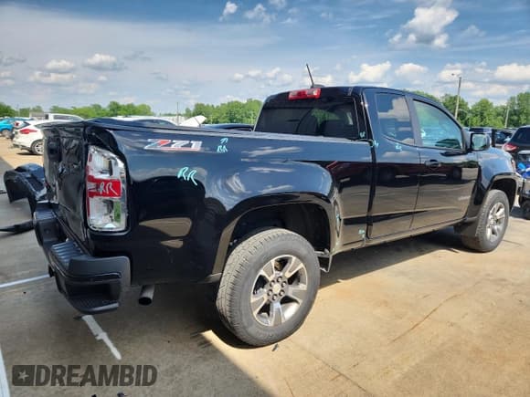 ✅ 2015 Chevrolet Colorado 2WD Z71 • VIN: 1GCHSCE31F1175037 • Лот: 61641745. Опубликован ранее на Copart с пробегом 93 310 миль. Бесплатный доступ к архиву аукционных продаж из США и подробный отчёт об истории автомобиля на DreamBid. Изображение 3.