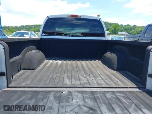 ✅ 2003 Dodge Dakota SLT • VIN: 1D7HL48X73S126440 • Lot: 42330513. Wystawiony na IAAI z przebiegiem 223 959 mil. Bezpłatny archiwum sprzedaży aukcyjnych z USA i szczegółowy raport historii pojazdu na DreamBid. Zdjęcie 17.