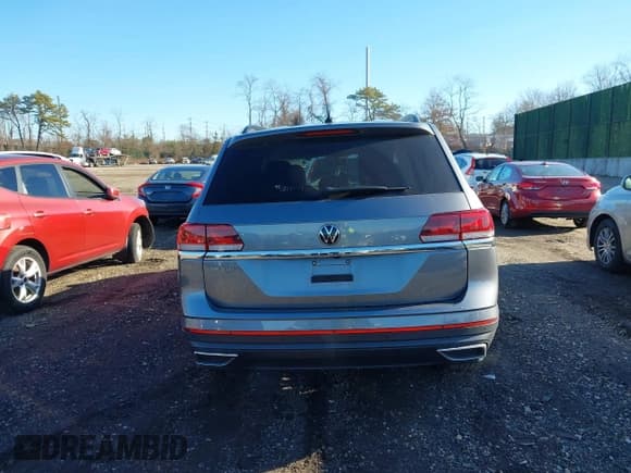 ✅ 2021 Volkswagen Atlas SE • VIN: 1V2WR2CA6MC553626 • Lot: 41188219. Wystawiony na IAAI z przebiegiem 83 000 mil. Bezpłatny archiwum sprzedaży aukcyjnych z USA i szczegółowy raport historii pojazdu na DreamBid. Zdjęcie 16.