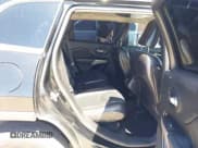 ✅ 2017 Jeep Cherokee Limited • VIN: 1C4PJLDB9HD224333 • Лот: 42041117. Опубликован ранее на IAAI с пробегом 120 803 миль. Бесплатный доступ к архиву аукционных продаж из США и подробный отчёт об истории автомобиля на DreamBid. Изображение 8.