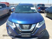 ✅ 2017 Nissan Rogue SV • VIN: KNMAT2MT5HP591361 • Lot: 42304098. Wystawiony na IAAI z przebiegiem 82 380 mil. Bezpłatny archiwum sprzedaży aukcyjnych z USA i szczegółowy raport historii pojazdu na DreamBid. Zdjęcie 12.