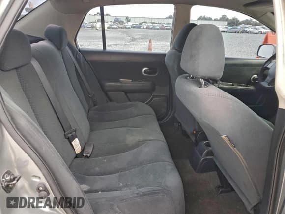 ✅ 2010 Nissan Versa S • VIN: 3N1BC1AP6AL371933 • Lot: 95093135. Listed on Copart with 164,468 mi. Free auction sales archive from the USA and detailed vehicle history report at DreamBid. Image 10.