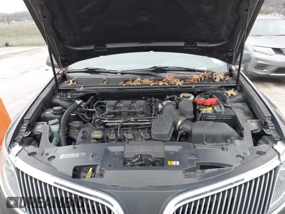 ✅ 2013 Lincoln MKS • VIN: 1LNHL9DK3DG607075 • Lot: 43923231. Listed on IAAI with 122,971 mi. Free auction sales archive from the USA and detailed vehicle history report at DreamBid. Image 10.