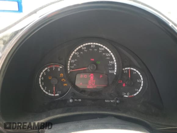 ✅ 2016 Volkswagen Beetle Classic • VIN: 3VWF17AT6GM607095 • Лот: 51904315. Опубликован ранее на Copart с пробегом 96 807 миль. Бесплатный доступ к архиву аукционных продаж из США и подробный отчёт об истории автомобиля на DreamBid. Изображение 9.