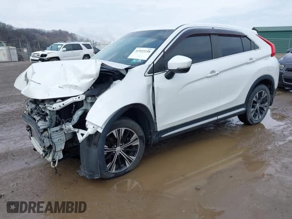 ✅ 2018 Mitsubishi Eclipse Cross SE • VIN: JA4AT5AA6JZ070237 • Lot: 41922238. Listed on IAAI with 82,571 mi. Free auction sales archive from the USA and detailed vehicle history report at DreamBid. Image 18.