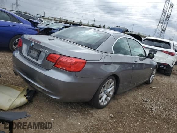 ✅ 2011 BMW 3 Series 328i • VIN: WBADW3C5XBE540144 • Лот: 87229225. Опубликован ранее на Copart с пробегом 64 425 миль. Бесплатный доступ к архиву аукционных продаж из США и подробный отчёт об истории автомобиля на DreamBid. Изображение 3.