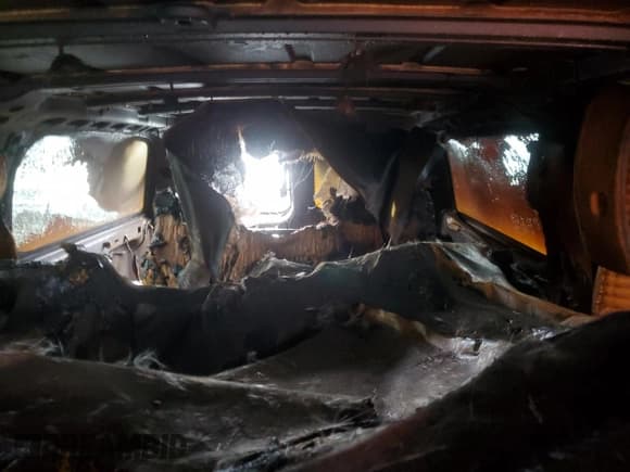 ✅ 2000 Chevrolet Suburban LT • VIN: 3GNGK26U9YG219763 • Лот: 67762835. Опубликован ранее на Copart с пробегом Не указан. Бесплатный доступ к архиву аукционных продаж из США и подробный отчёт об истории автомобиля на DreamBid. Изображение 10.