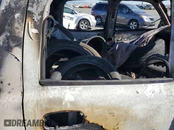 ✅ 2004 Chevrolet Suburban Z71 • VIN: 3GNFK16Z74G157145 • Лот: 67691234. Опубликован ранее на Copart с пробегом Не указан. Бесплатный доступ к архиву аукционных продаж из США и подробный отчёт об истории автомобиля на DreamBid. Изображение 10.