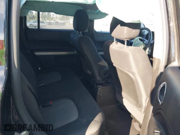 ✅ 2009 Chevrolet HHR LS • VIN: 3GNCA13B29S633416 • Lot: 41708464. Listed on IAAI with Not provided. Free auction sales archive from the USA and detailed vehicle history report at DreamBid. Image 8.