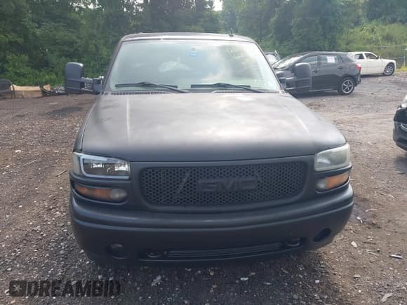 ✅ 2006 GMC Sierra Denali • VIN: 2GTEK63N961123853 • Lot: 42923214. Listed on IAAI with 126,596 mi. Free auction sales archive from the USA and detailed vehicle history report at DreamBid. Image 12.