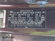 ✅ 2011 Kia Sorento LX • VIN: 5XYKTCA10BG175984 • Lot: 43884446. Listed on IAAI with 214,495 mi. Free auction sales archive from the USA and detailed vehicle history report at DreamBid. Image 9.