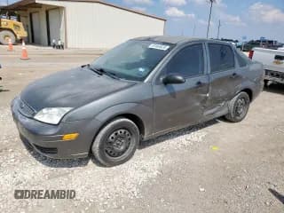 ✅ 2005 Ford Focus S • VIN: 1FAFP34N95W236797 • Lot: 81064635. Listed on Copart with 185,212 mi. Free auction sales archive from the USA and detailed vehicle history report at DreamBid. Image 1.