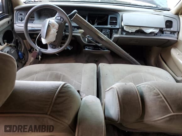 ✅ 1998 Ford Crown Victoria • VIN: 2FAFP73W9WX118160 • Lot: 63574535. Listed on Copart with 168,989 mi. Free auction sales archive from the USA and detailed vehicle history report at DreamBid. Image 8.