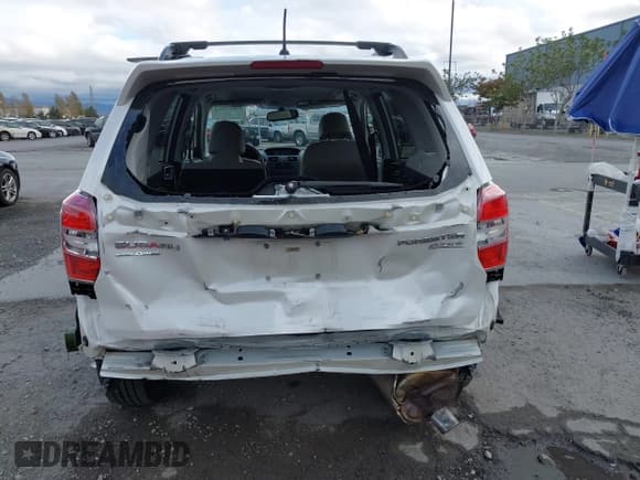 ✅ 2015 Subaru Forester Limited • VIN: JF2SJAHCXFH592934 • Лот: 43622593. Опубликован ранее на IAAI с пробегом 109 831 миль. Бесплатный доступ к архиву аукционных продаж из США и подробный отчёт об истории автомобиля на DreamBid. Изображение 6.
