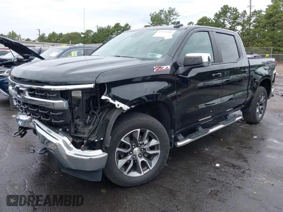 ✅ 2022 Chevrolet Silverado 1500 LT • VIN: 1GCUDDED3NZ523024 • Lot: 43111880. Listed on IAAI with 49,179 mi. Free auction sales archive from the USA and detailed vehicle history report at DreamBid. Image 2.
