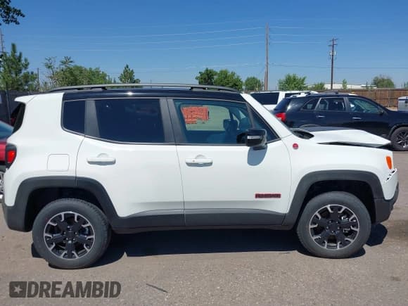 ✅ 2023 Jeep Renegade Trailhawk • VIN: ZACNJDC13PPP66434 • Лот: 39951357. Опубликован ранее на IAAI с пробегом 10 517 миль. Бесплатный доступ к архиву аукционных продаж из США и подробный отчёт об истории автомобиля на DreamBid. Изображение 12.